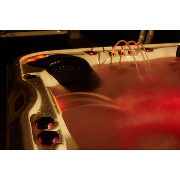 Premium - Kingston SE 55 Jet 7 Person Spa