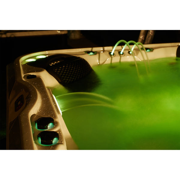 Premium - Kingston SE 55 Jet 7 Person Spa